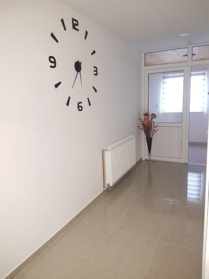 Apartmani Brigita Korenica Exterior photo